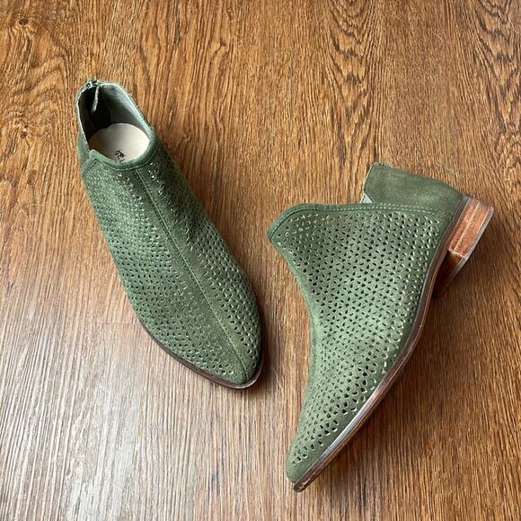 KELSI DAGGER Olive Green Faux Suede Cutout Booties Size 8 - Picture 1 of 6